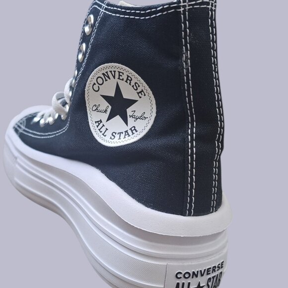 Converse - Picture 4 of 7